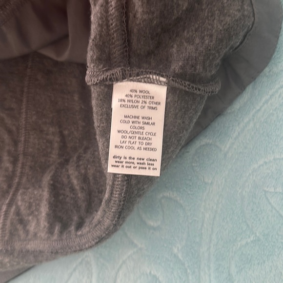 Toad Long Wool blend Tunic Vest Grey Black Medium New - Picture 8 of 13